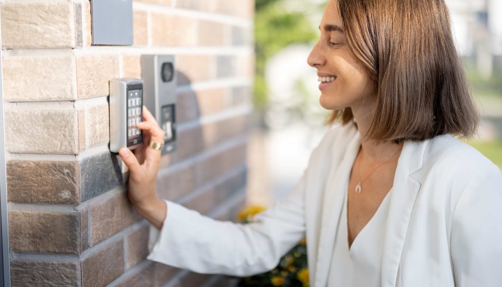 AdobeStock_453867653 24/7 Access Management Program with Access Control Membership Via Your Online Devices